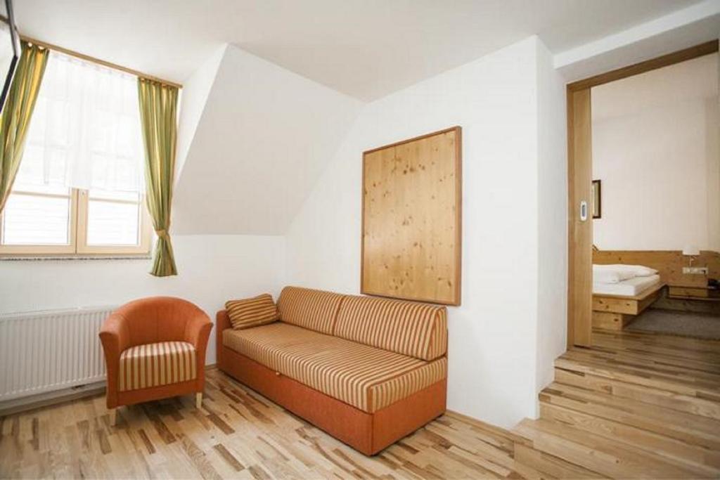 Winzerhof - Gaestehaus Stoeger Duernstein Room photo